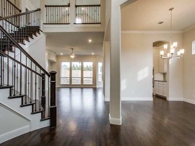 Stunning Entry Stunning Entry